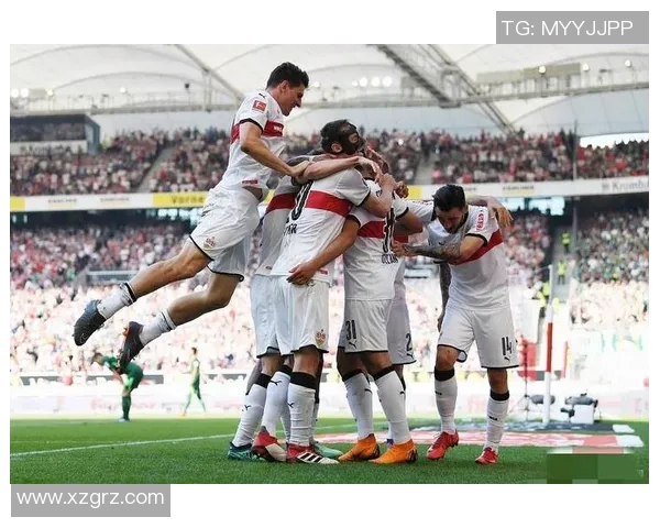 英超精彩对决那不勒斯凭帽子戏法力克利物浦全场沸腾