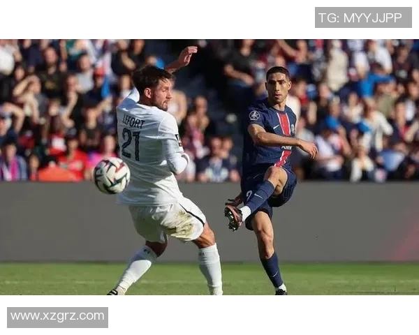 西甲激战巴黎圣日耳曼绝杀里昂补时进球引爆全场激情